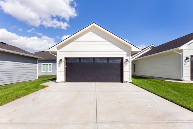 3533 N Azalea St, Maize, KS 67223