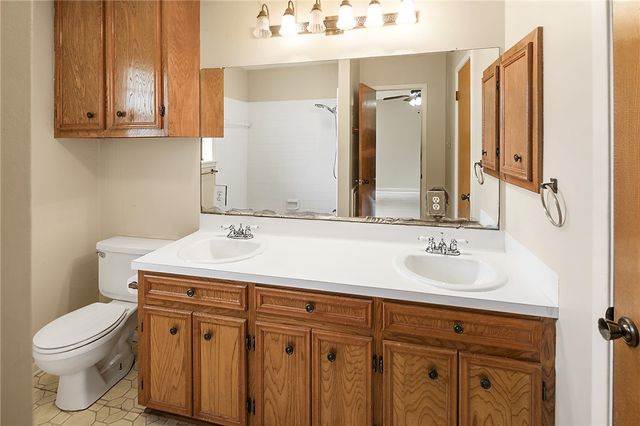 2505 Sumter Drive, College Station, TX 77845