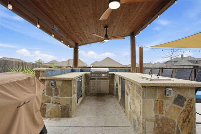 4002 Grove Valley Road, Midlothian, TX 76065