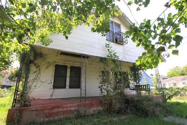 7002 Avenue O, Houston, TX 77011