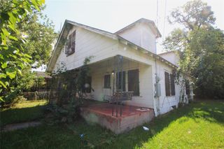 7002 Avenue O, Houston, TX 77011