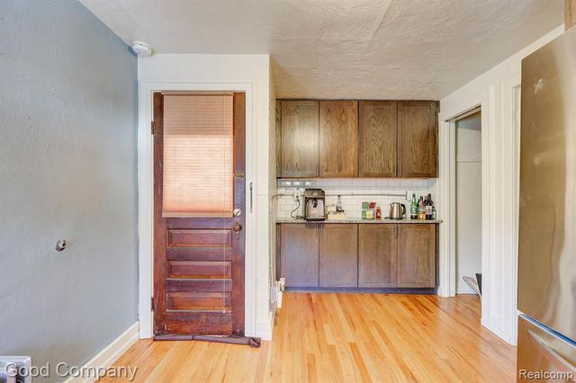 637 S Connecticut Unit 5, Royal Oak, MI 48067