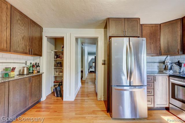 637 S Connecticut Unit 5, Royal Oak, MI 48067