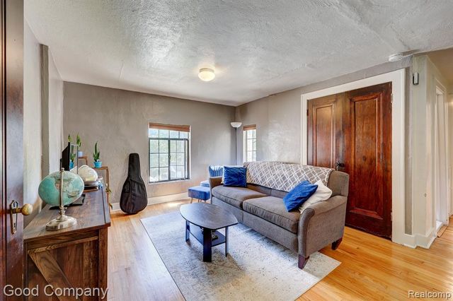 637 S Connecticut Unit 5, Royal Oak, MI 48067