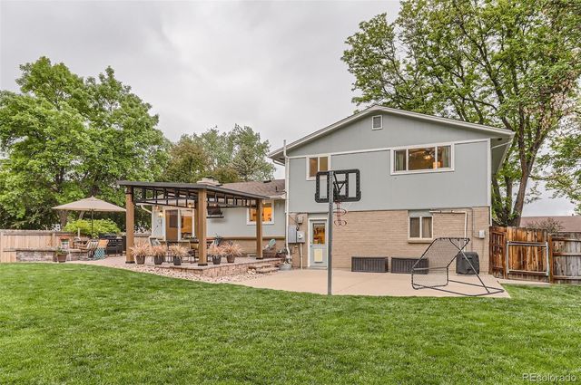 6427 W 82nd Drive, Arvada, CO 80003