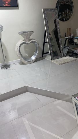 4969 SW 7th St, Margate, FL 33068