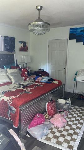 4969 SW 7th St, Margate, FL 33068