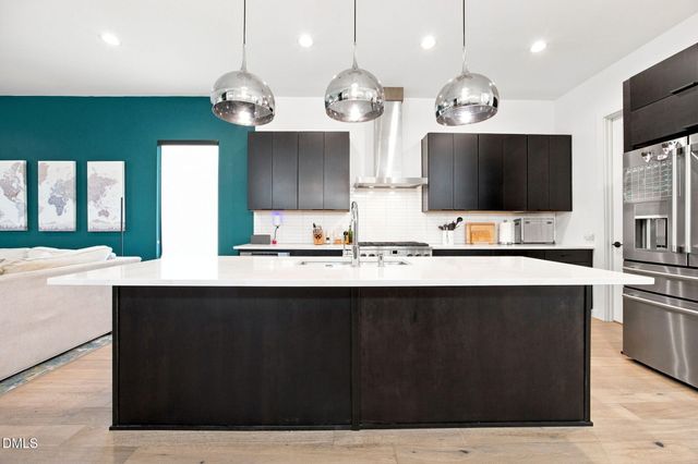907 N State Street, Raleigh, NC 27604