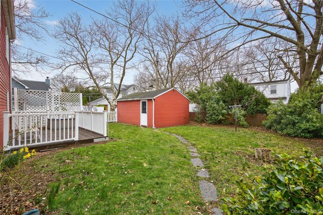 306 Curtis Avenue, Carle Place, NY 11514