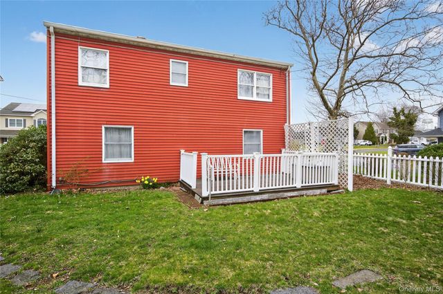 306 Curtis Avenue, Carle Place, NY 11514