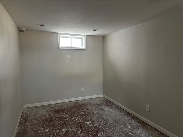 1917 27th Street, Des Moines, IA 50310