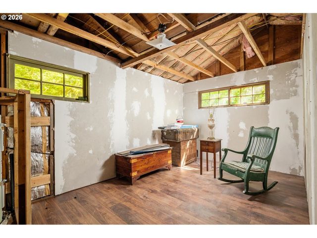 34295 Se RAINBOW Rd, Estacada, OR 97023