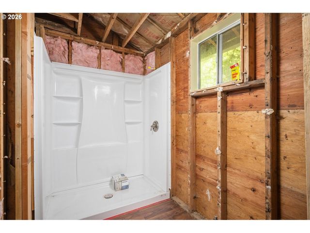 34295 Se RAINBOW Rd, Estacada, OR 97023