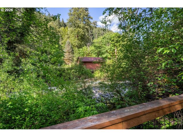 34295 Se RAINBOW Rd, Estacada, OR 97023