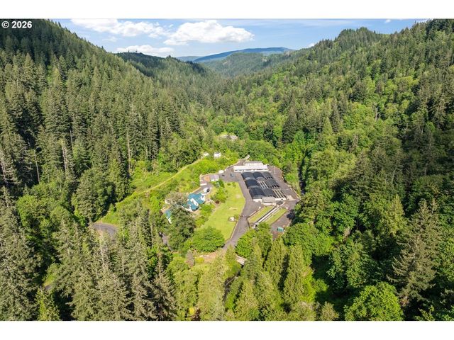 34295 Se RAINBOW Rd, Estacada, OR 97023