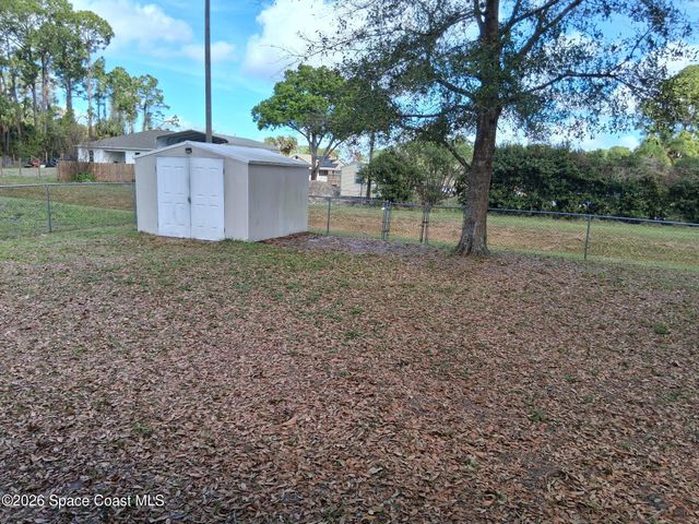 1351 Danbury Street SW, Palm Bay, FL 32908