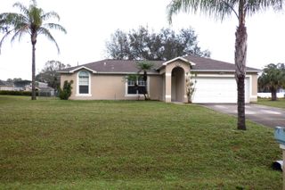 1351 Danbury Street SW, Palm Bay, FL 32908