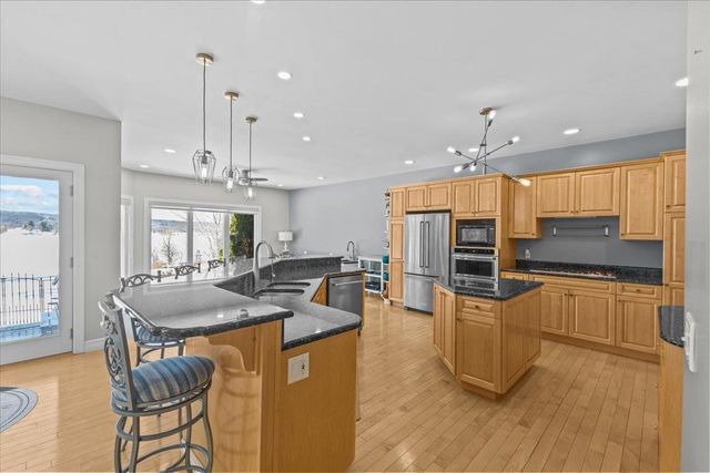 46A March Road A, Newport City, VT 05855