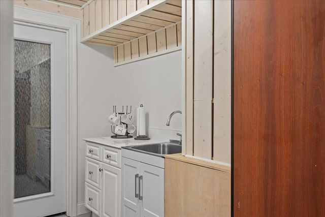 46A March Road A, Newport City, VT 05855