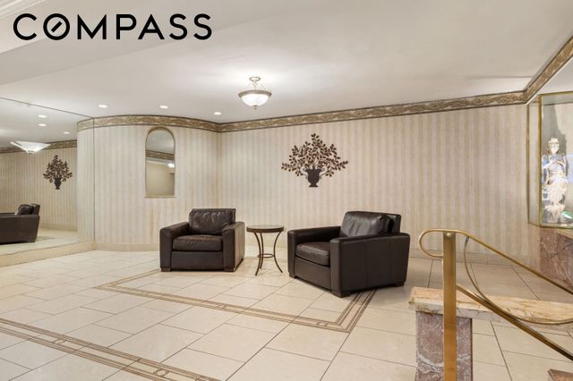 6861 Yellowstone Blvd Apt 518, New York City, NY 11375
