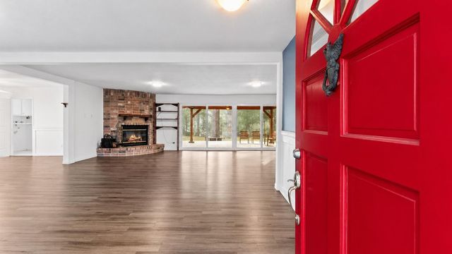 402 Placid Lake Lane, Magnolia, TX 77354