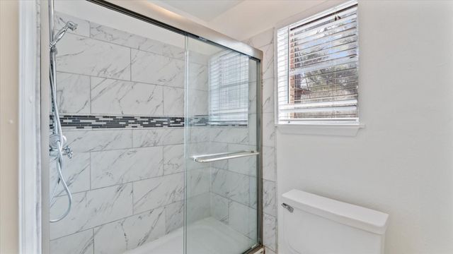 402 Placid Lake Lane, Magnolia, TX 77354
