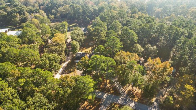 402 Placid Lake Lane, Magnolia, TX 77354