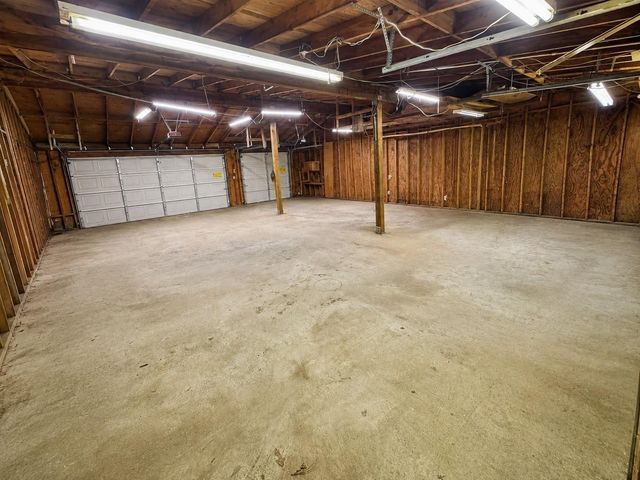 402 Placid Lake Lane, Magnolia, TX 77354