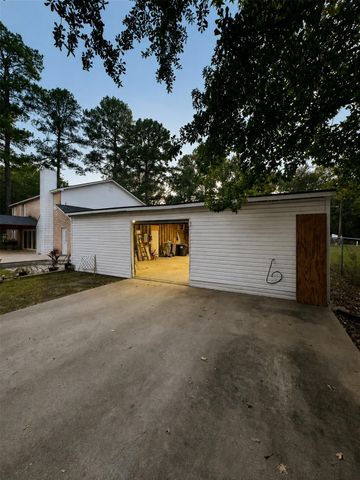 402 Placid Lake Lane, Magnolia, TX 77354