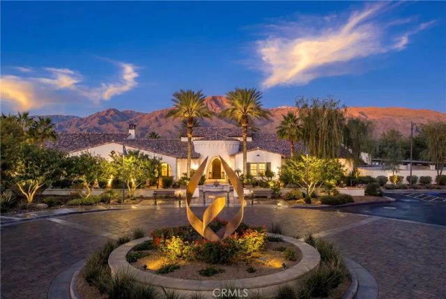 54325 Seattle Slew Way, La Quinta, CA 92263