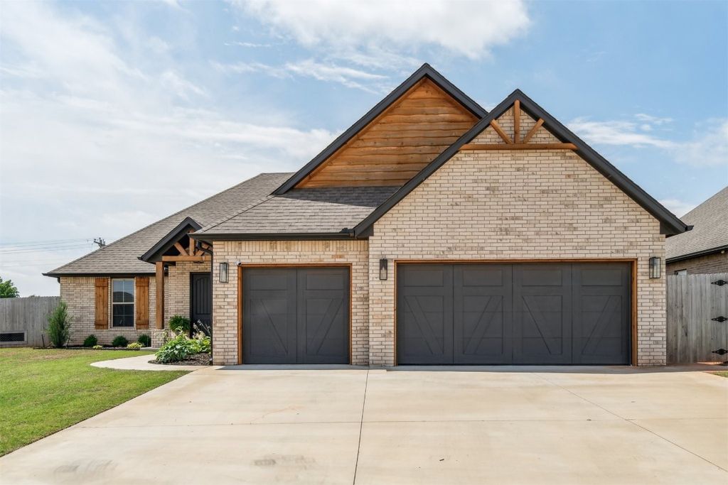4442 Violet Street, Tuttle, OK 73089