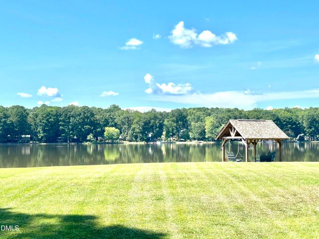 940 Lakewind, Sanford, NC 27332