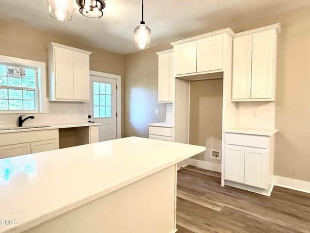 940 Lakewind, Sanford, NC 27332