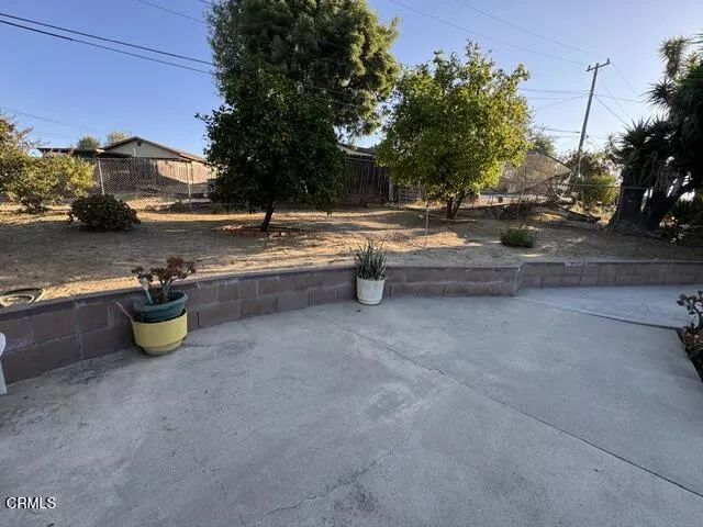 935 E Hillcrest Drive, Thousand Oaks, CA 91360