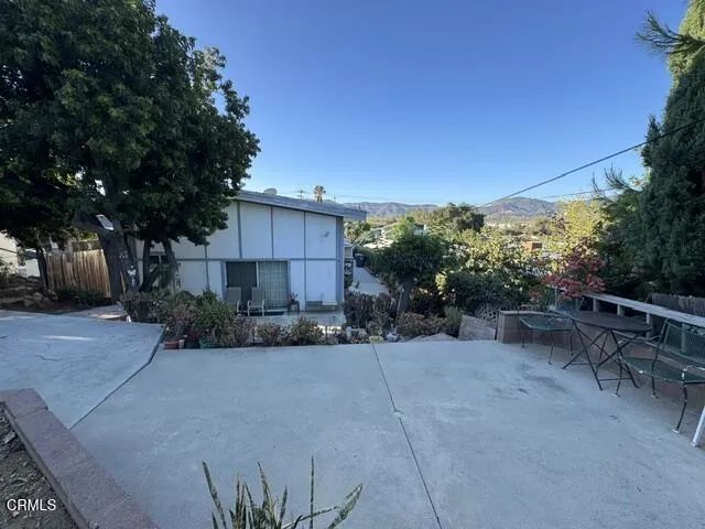 935 E Hillcrest Drive, Thousand Oaks, CA 91360