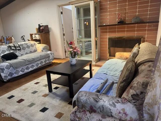 935 E Hillcrest Drive, Thousand Oaks, CA 91360