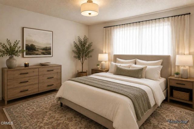 935 E Hillcrest Drive, Thousand Oaks, CA 91360