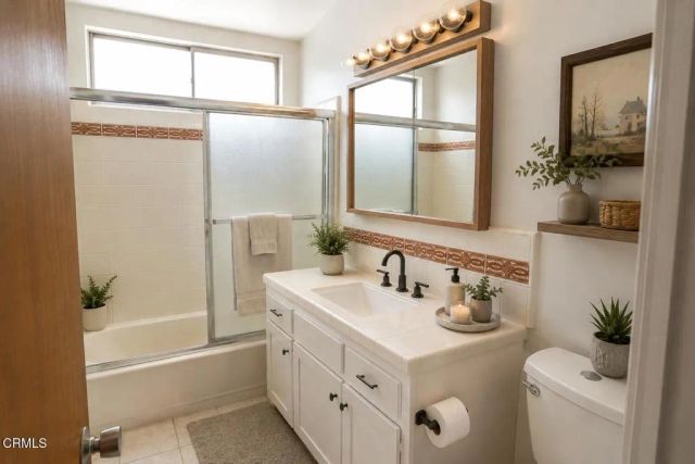 935 E Hillcrest Drive, Thousand Oaks, CA 91360