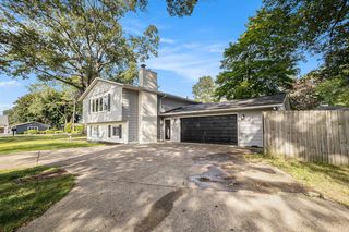 1769 Bayview Drive, Norton Shores, MI 49441