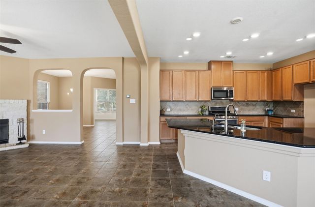 1720 Bovina DR, Leander, TX 78641