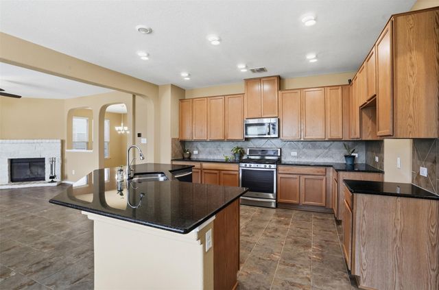 1720 Bovina DR, Leander, TX 78641