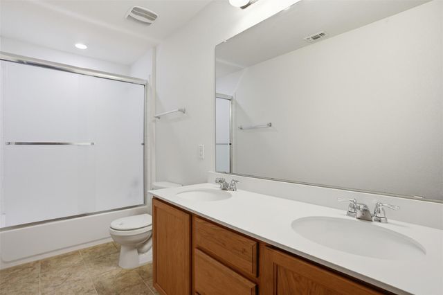 1720 Bovina DR, Leander, TX 78641