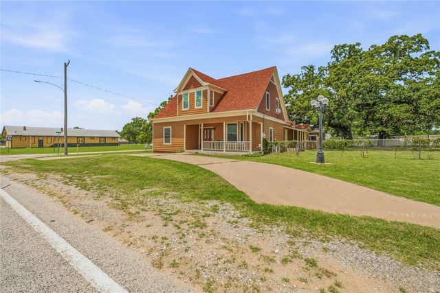 207 N Fisher, Gorman, TX 76454
