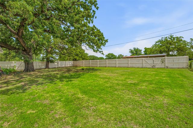 207 N Fisher, Gorman, TX 76454