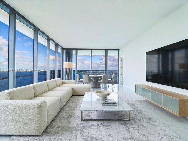 700 NE 24 Street 4201, Miami, FL 33137