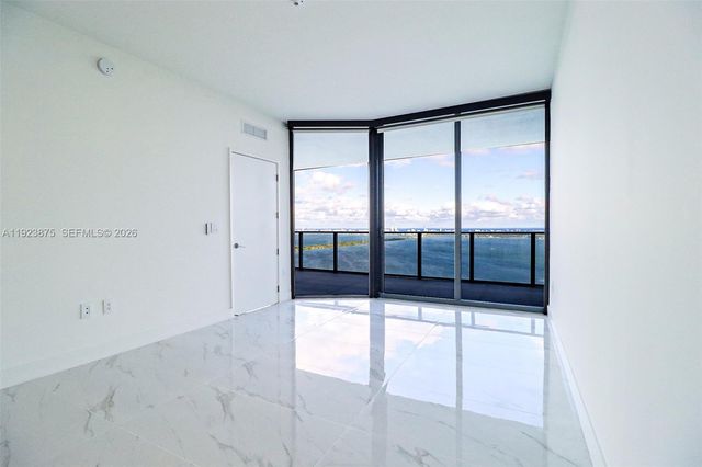 700 NE 24 Street 4201, Miami, FL 33137