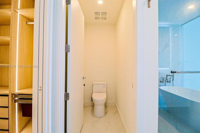 700 NE 24 Street 4201, Miami, FL 33137