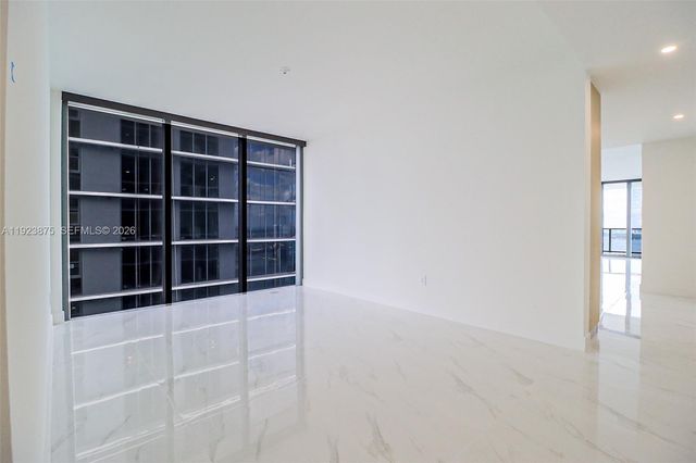 700 NE 24 Street 4201, Miami, FL 33137
