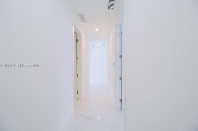 700 NE 24 Street 4201, Miami, FL 33137