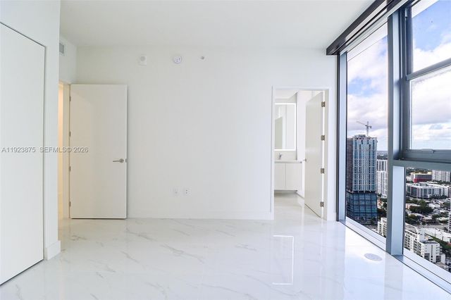 700 NE 24 Street 4201, Miami, FL 33137